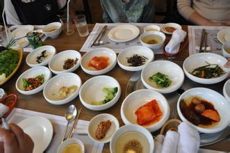 堪称“视觉和味蕾的盛宴”的韩国料理