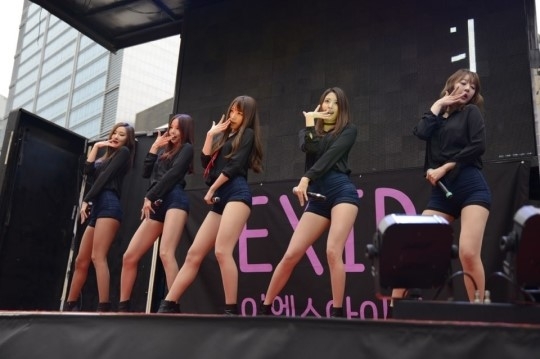 上下舞引发热潮，性感EXID