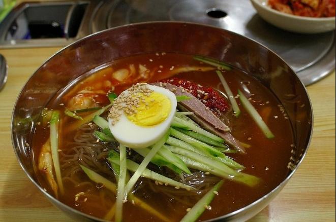 韩国美食之旅--韩国冷面