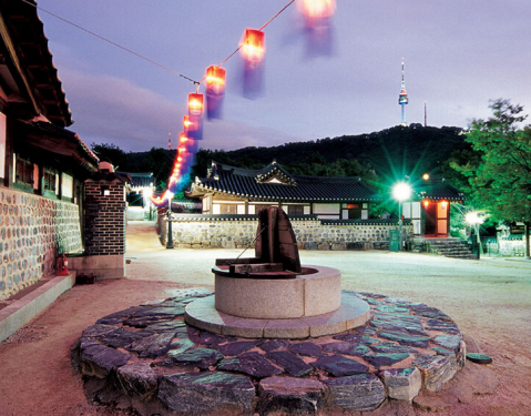 南山韩屋村夜景1