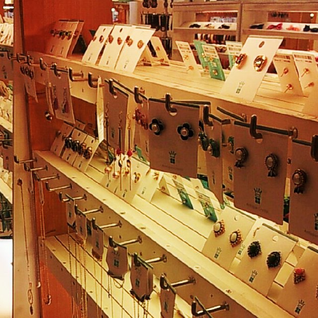 明洞Ctrl+A饰品店2