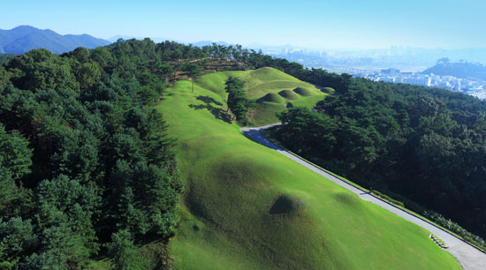 忠南公州宋山里古坟群