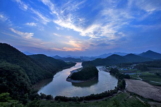 江原道宁越郡仙岩村