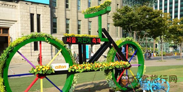 首尔方便游客出行的公共自行车横空问世