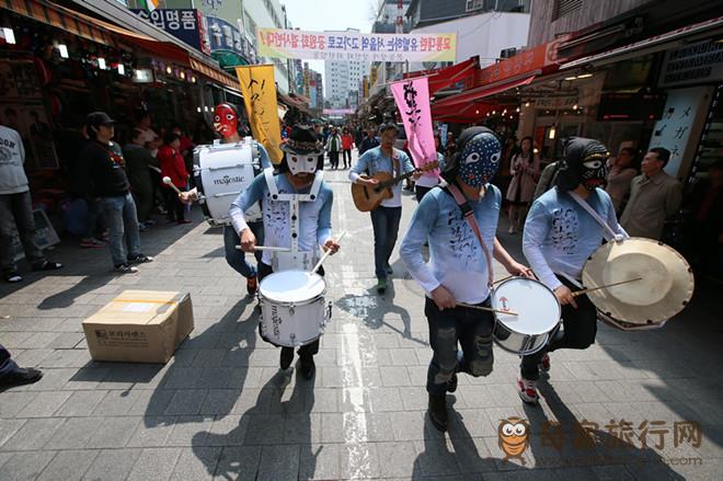 南大门市场文化公演